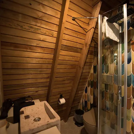 לינה וארוחת בוקר Byelka *